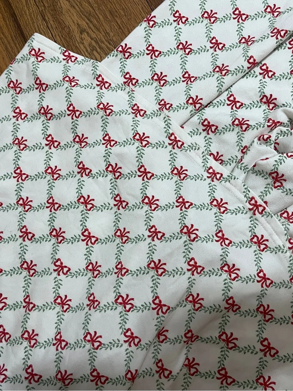 ' Laura Ashley White & Red Bow Print Short-Sleeve Pajama Set